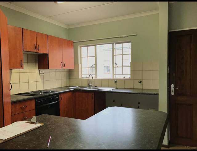 2 BEDROOM TOWNHOUSE RENTED IN TERENURE